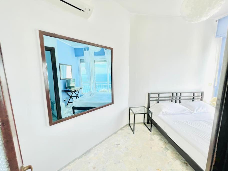 Suite Sunset 22 - Fronte Mare Sanremo Luaran gambar