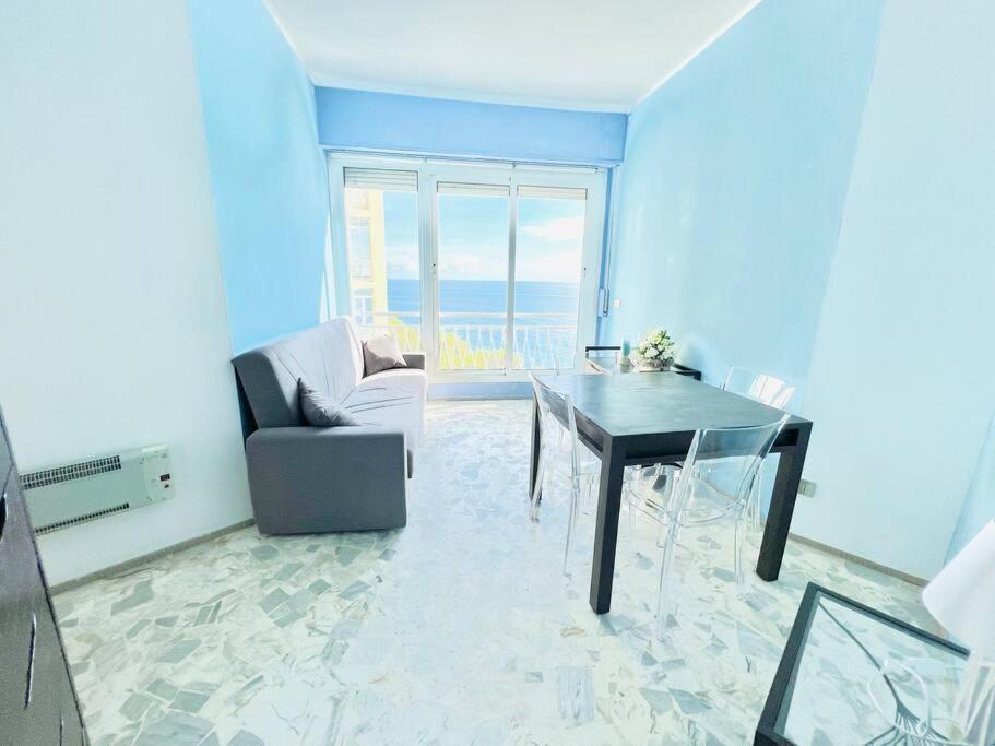 Suite Sunset 22 - Fronte Mare Sanremo Luaran gambar