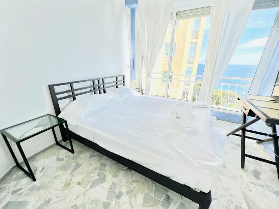 Suite Sunset 22 - Fronte Mare Sanremo Luaran gambar